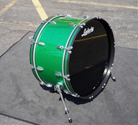 Ludwig USA Big 26'' Classic Maple Series 14x26" No-Mount Bass Drum - Green Sparkle Wrap