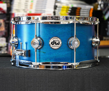 DW USA Collectors Series 6.5x13" Pure Maple SSC Shell Snare Drum With Ring's - Intense Azure Satin Oil