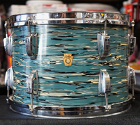 Vintage 1960s Ludwig USA 13" Maple Tom w/ Rings - Bowling Ball Blue Oyster Pearl | 9x13"