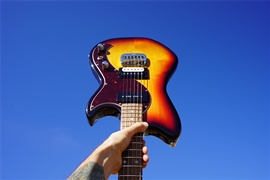 G&L USA Fullerton Deluxe Fallout 3-Tone Sunburst 6-String Electric Guitar 2021