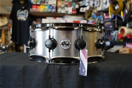 DW USA Collectors Series 5.5x14" Aluminum Snare Drum w/ Black Nickel Hardware