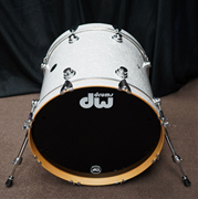 USED - DW USA Collectors Series 20" Maple Bass Drum / No-Mount - Vintage Classic Marine Pearl | 18x20"