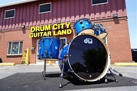 DW USA Collectors - Blue Glass Sparkle FP - 4pc Pure Maple SSC Shell Pack w/ Black Nickel Hdw.