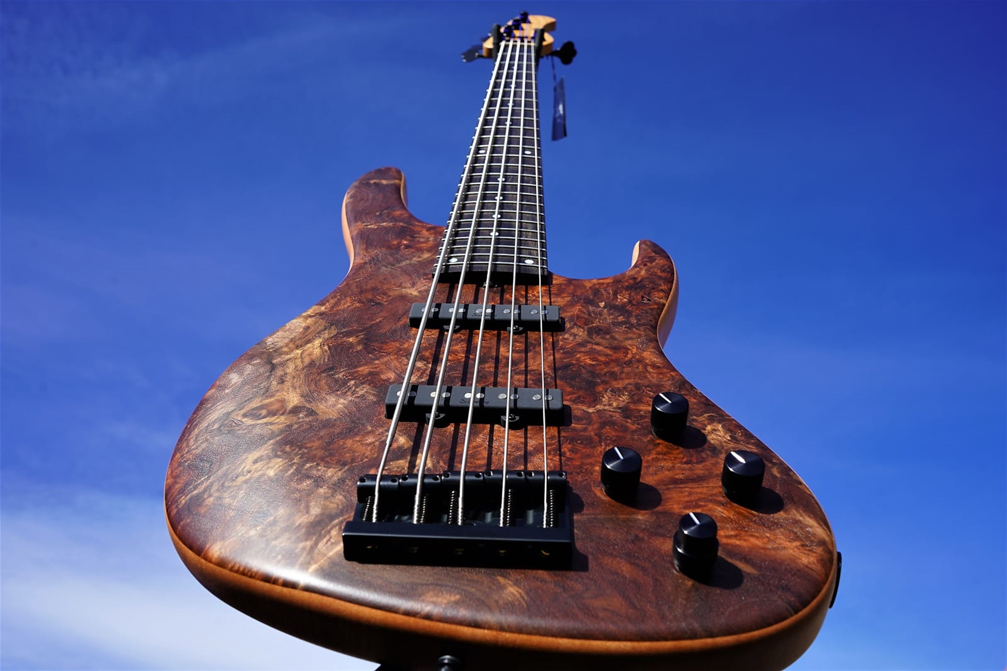 Velsigne alligevel plade Sadowsky MetroLine Special Edition Modern 24 Walnut Top 5-String Electric Bass Guitar Velsigne alligevel plade Sadowsky MetroLine Special Edition Modern 24 Walnut Top 5-String Electric Bass Guitar