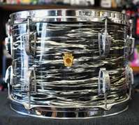 USED - Vintage 1969 Ludwig USA 13" Maple Tom - Black Oyster Pearl + Keystone Badge | 9x13"