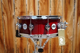 DW Design Series Cherry Stain Lacquer | 10 Lug | 5.5x14" Snare Drum (2021)