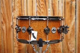 DW Collectors Series Burnt Orange Glass w/ Black Nickel Hardware (2021) | 6.5 x 14" Maple Snare Drum
