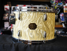 USED - Vintage 1970s Gretsch USA Custom 13" Maple Tom (Stop Sign Badge) - Yellow Satin Flame