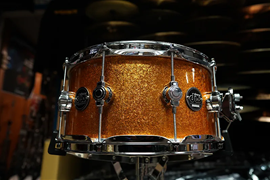 DW USA Performance Series DRP6514SS 6.5" x 14" Pure Maple Snare Drum Gold Sparkle