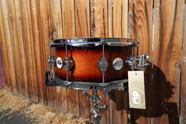 DW Design Series Tobacco Sunburst Lacquer 6 x 14" Maple Snare Drum (2024)