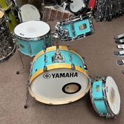 USED - Yamaha Surf Green 4pc Birch Stage Custom Hip Shell Pack w/ Holder