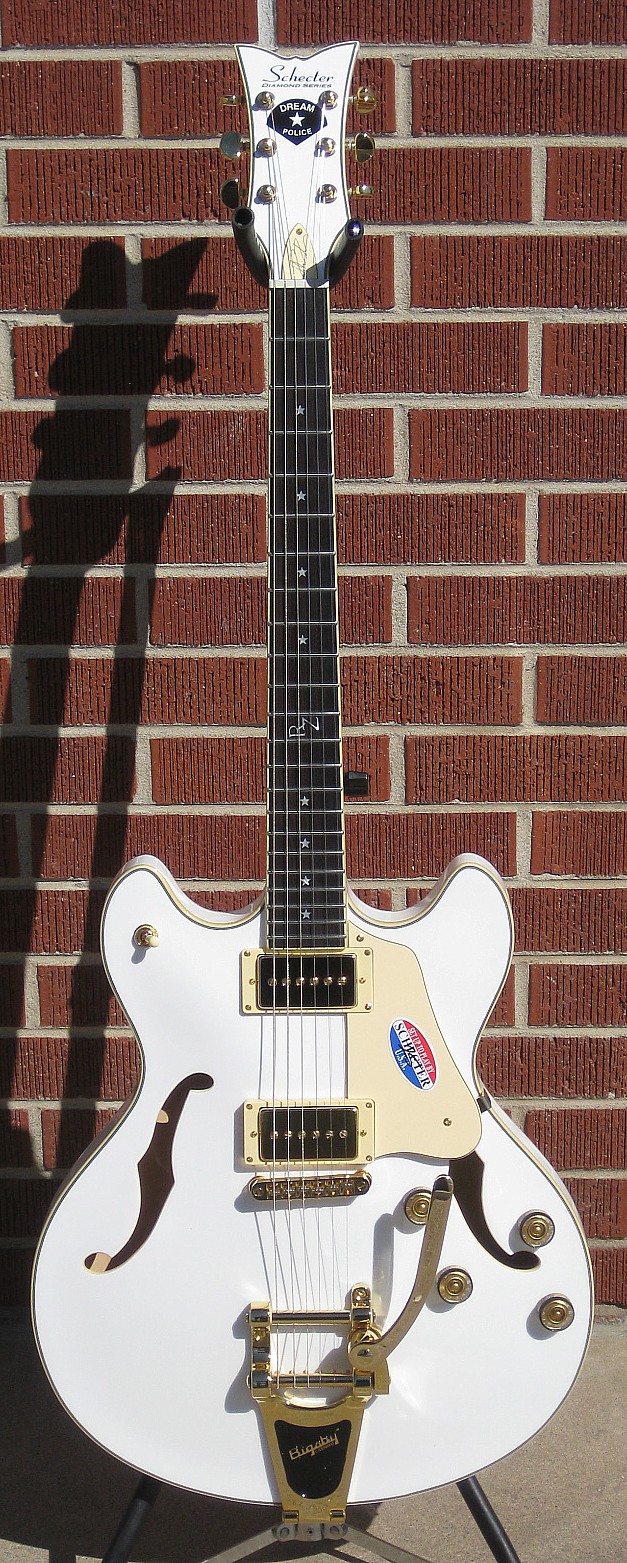 Schecter DIAMOND SERIES Signature Series Robin Zander/Cheap Trick Gloss White    6-String Electric Guitar