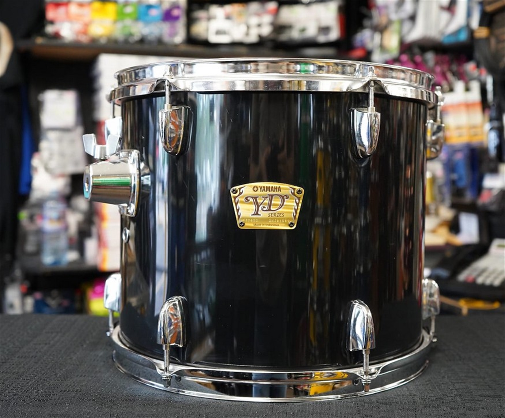 Yamaha YD Series 11" x 13" tom - Black- Model YD-313