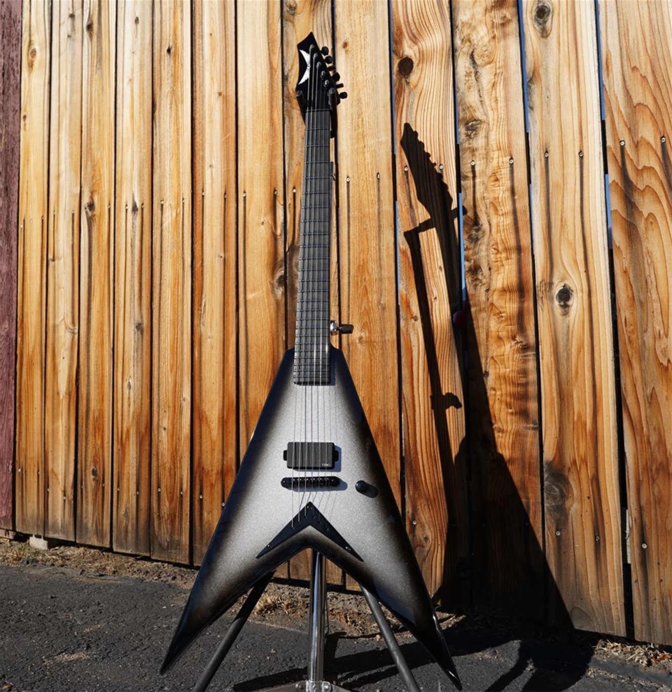 Dean USA Vengeance V  Silverburst  6-String Electric Guitar 2024