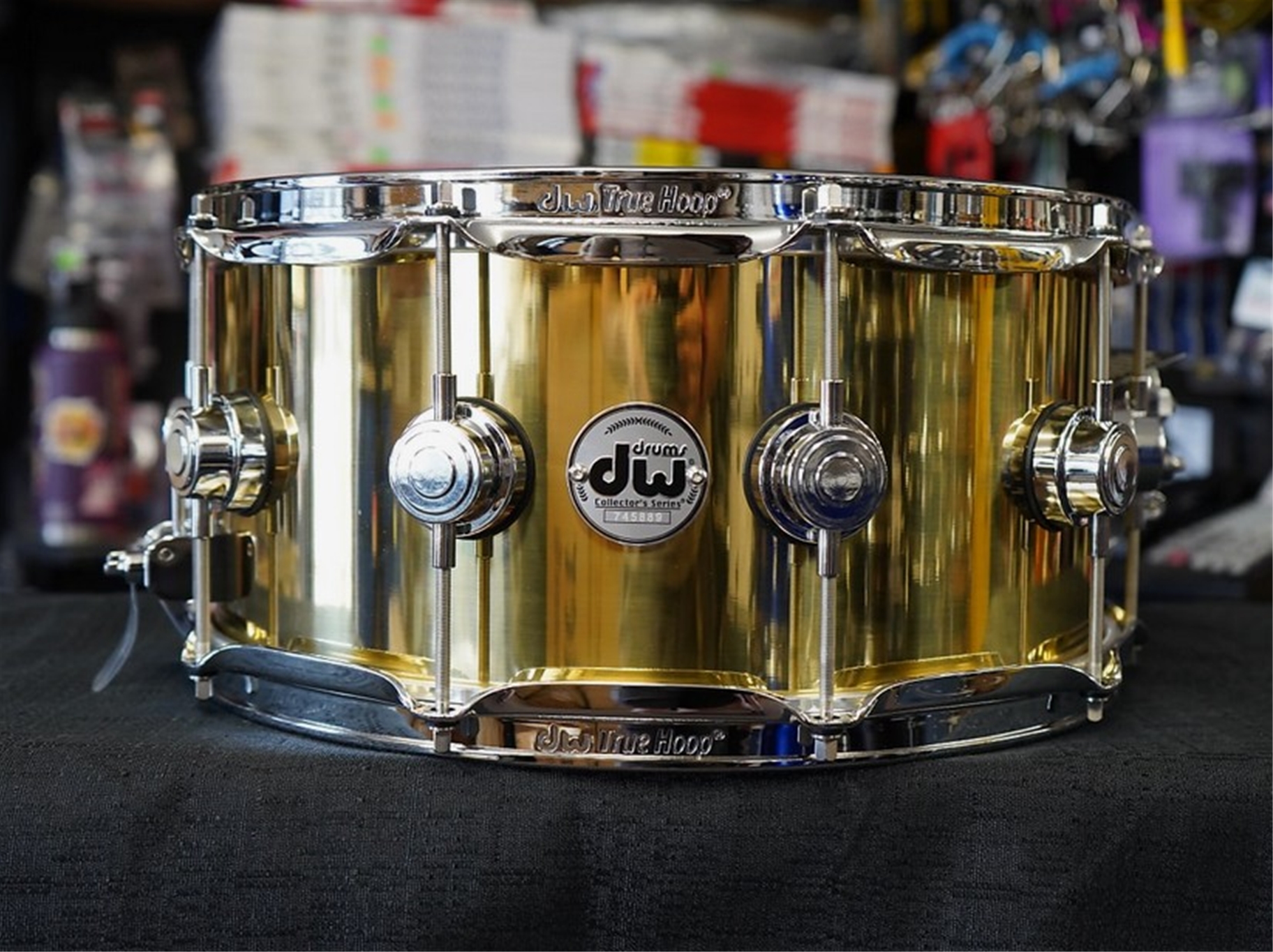 DW USA Collectors Series 6.5x14" Solid Bell Brass Snare Drum 3MM Shell | DRVN6514SPC