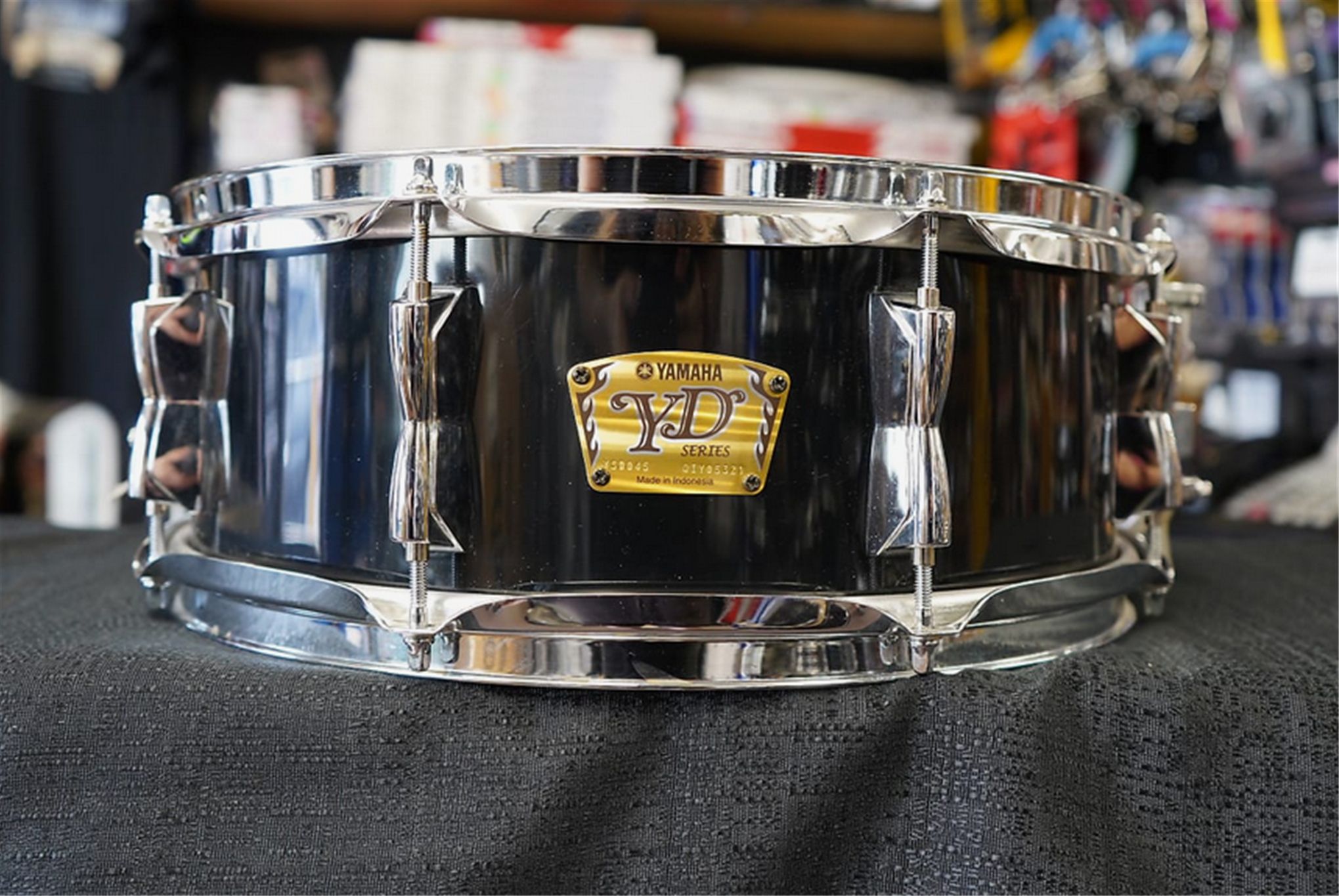 USED - Yamaha YD Series 5x14" Mahogany Snare Drum - Jet Black Wrap