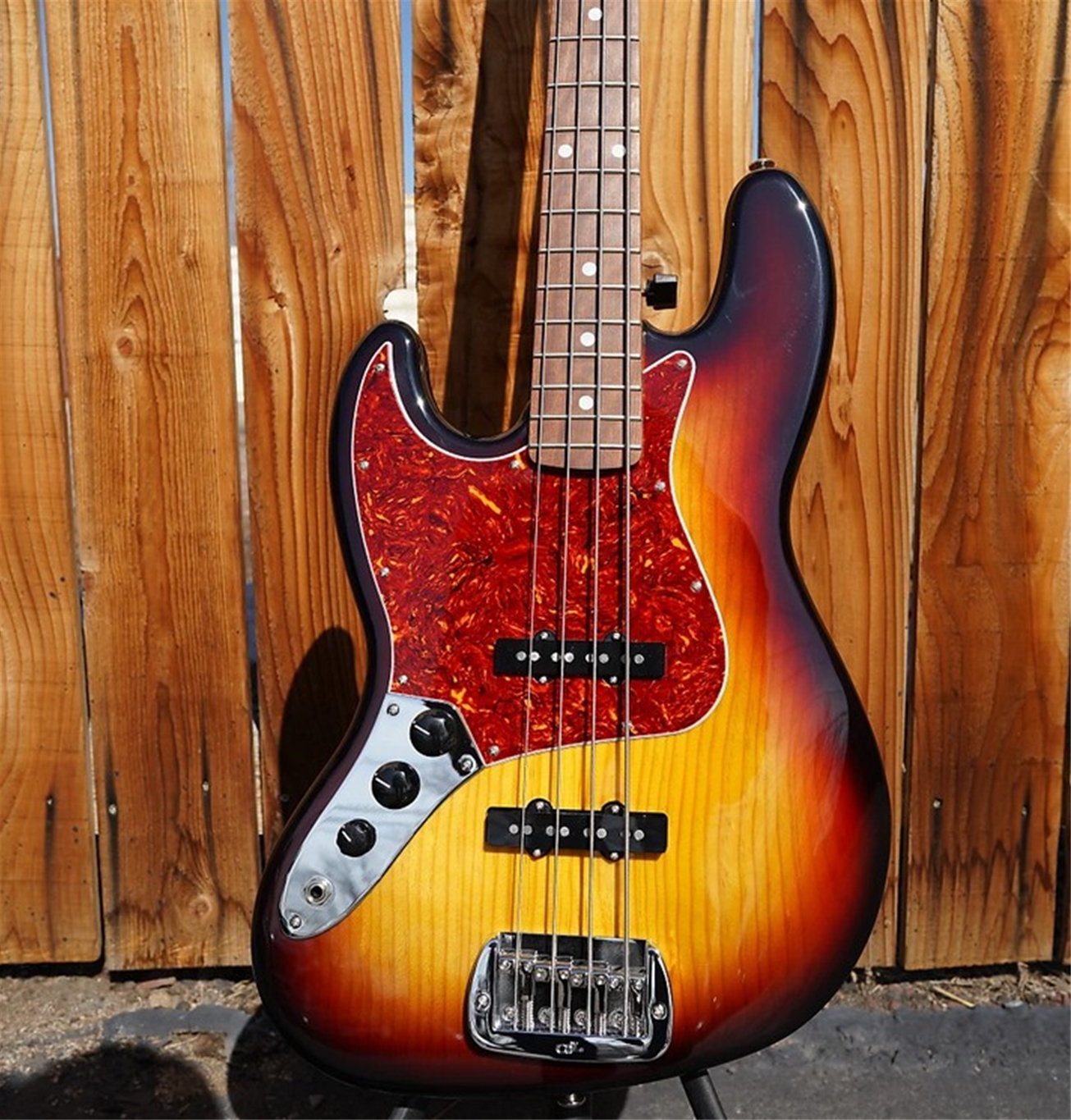 G&L USA Fullerton Deluxe  JB  3-Tone Sunburst/Pine   Left Handed 4-String Electric Bass Guitar  