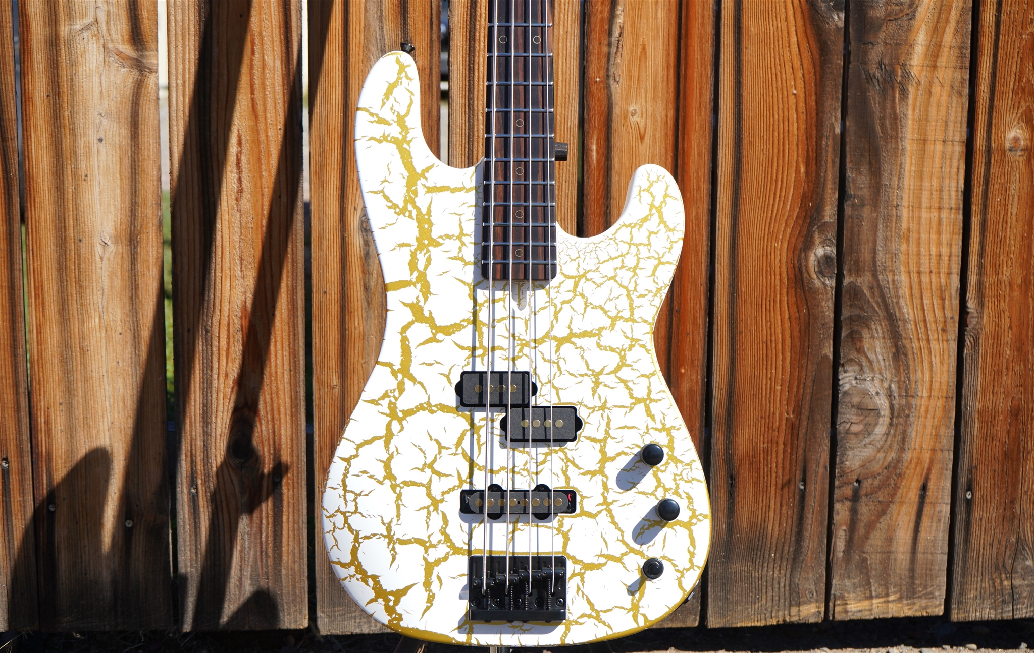 Schecter USA CUSTOM SHOP Model-T White/Gold Satin Crackle  4-String Electric Bass Guitar 2025