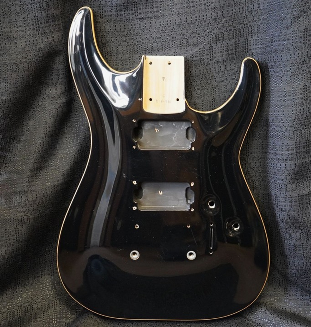 1996 ESP/Japan Original Horizon Alder Guitar Body - Black w/ Natural Binding