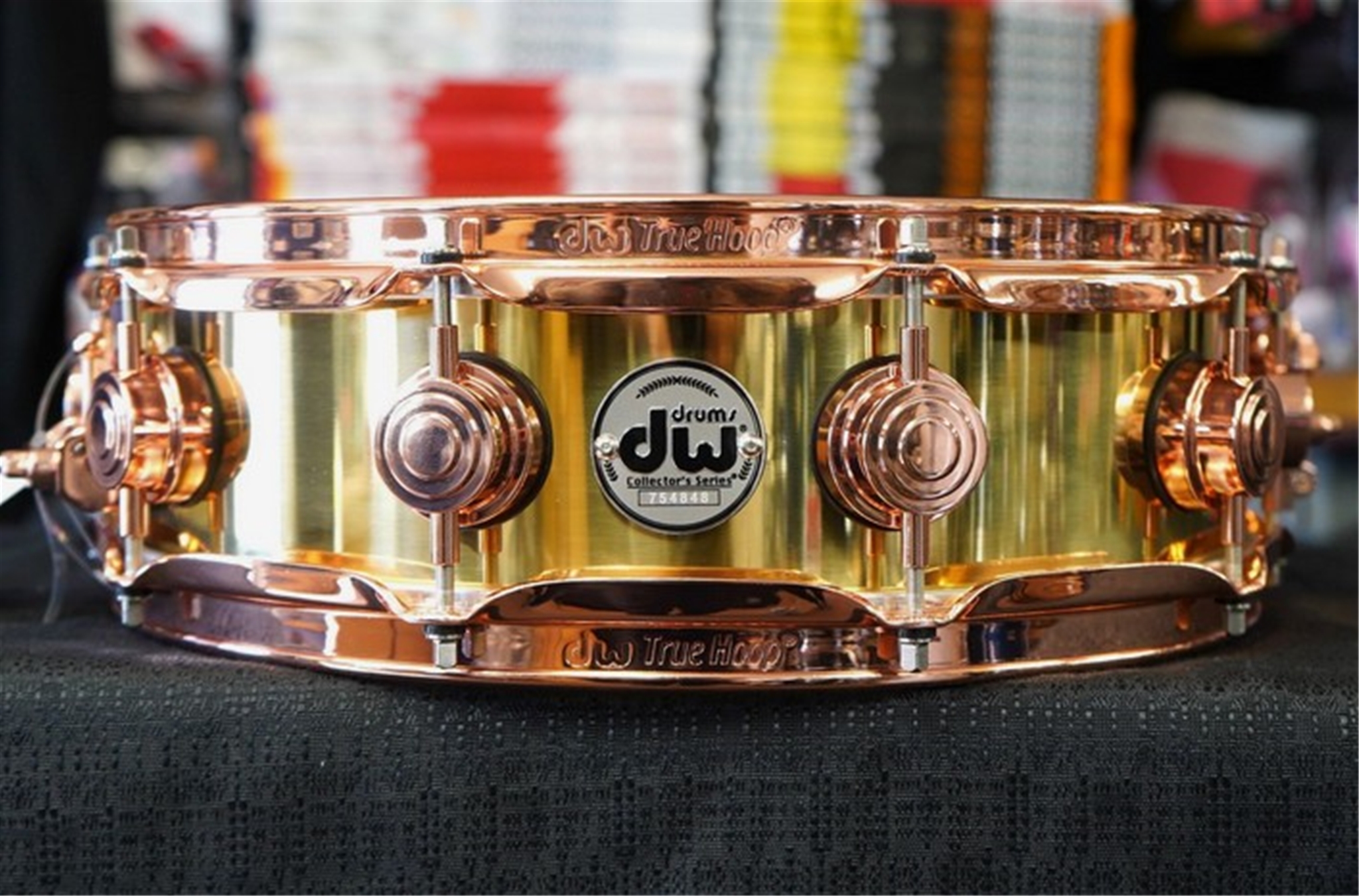 DW USA Collectors Series 4x14" Bell Brass Snare Drum (3mm Seamless Shell) w/ Copper Hardware