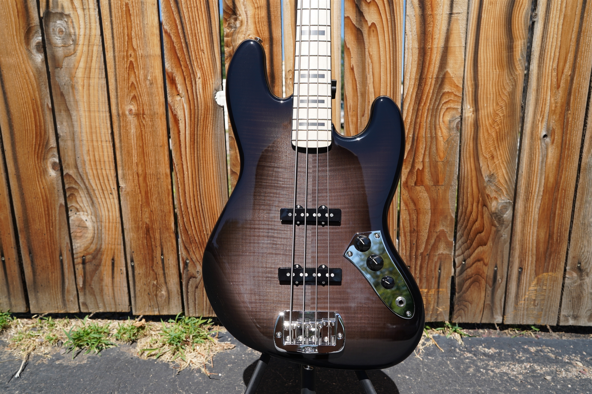 G&L USA Custom Shop JB Blackburst   4-String Electric Bass 2023