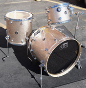 DW USA Performance Series 3pc Maple Shell Pack - Bermuda Sand Sparkle FP | 13, 16, 22"