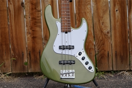 Sadowsky Metro Express  21-Fret Vintage J/J   - Solid Sage Green Metallic High Polish	 4-String Electric Bass