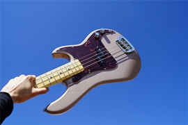 G&L USA Fullerton Deluxe LB-100 Shoreline Gold  4-String Electric Bass Guitar  
