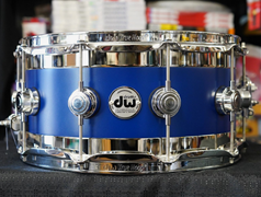 DW USA Collectors Series 7x14" Maple EDGE Snare Drum - Intense Azure Satin Oil