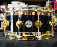 DW USA Collectors Series 7x14" Maple EDGE Snare Drum - Black Gloss FP