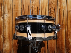 DW USA Collectors Series - Specialty Reverse Edge Black Shadow Aluminum Center w/ Maple Edges - 6 x 14" Snare Drum
