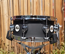 DW Design Series 5 x 12" Maple Snare Drum - Satin Black