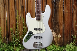 G&L USA Fullerton Deluxe JB MFD Silver Metallic Left Handed 4-String Electric Bass Guitar 2025