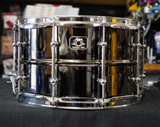 Ludwig LU0814C Universal Series 8x14" Polished Brass Snare Drum - Black Nickel