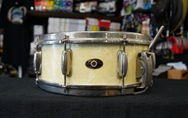 USED - USA Slingerland RadioKing 5x14" Maple Snare Drum - Marine Pearl (Vintage! 1960s Era)