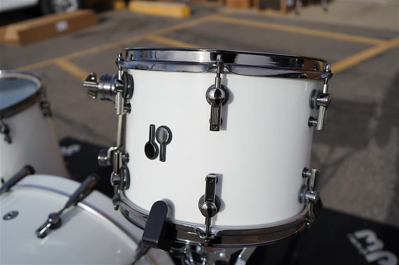 Sonor SQ2 Solid White High Gloss 3брSonor SQ2 Solid White High Gloss 3бр  