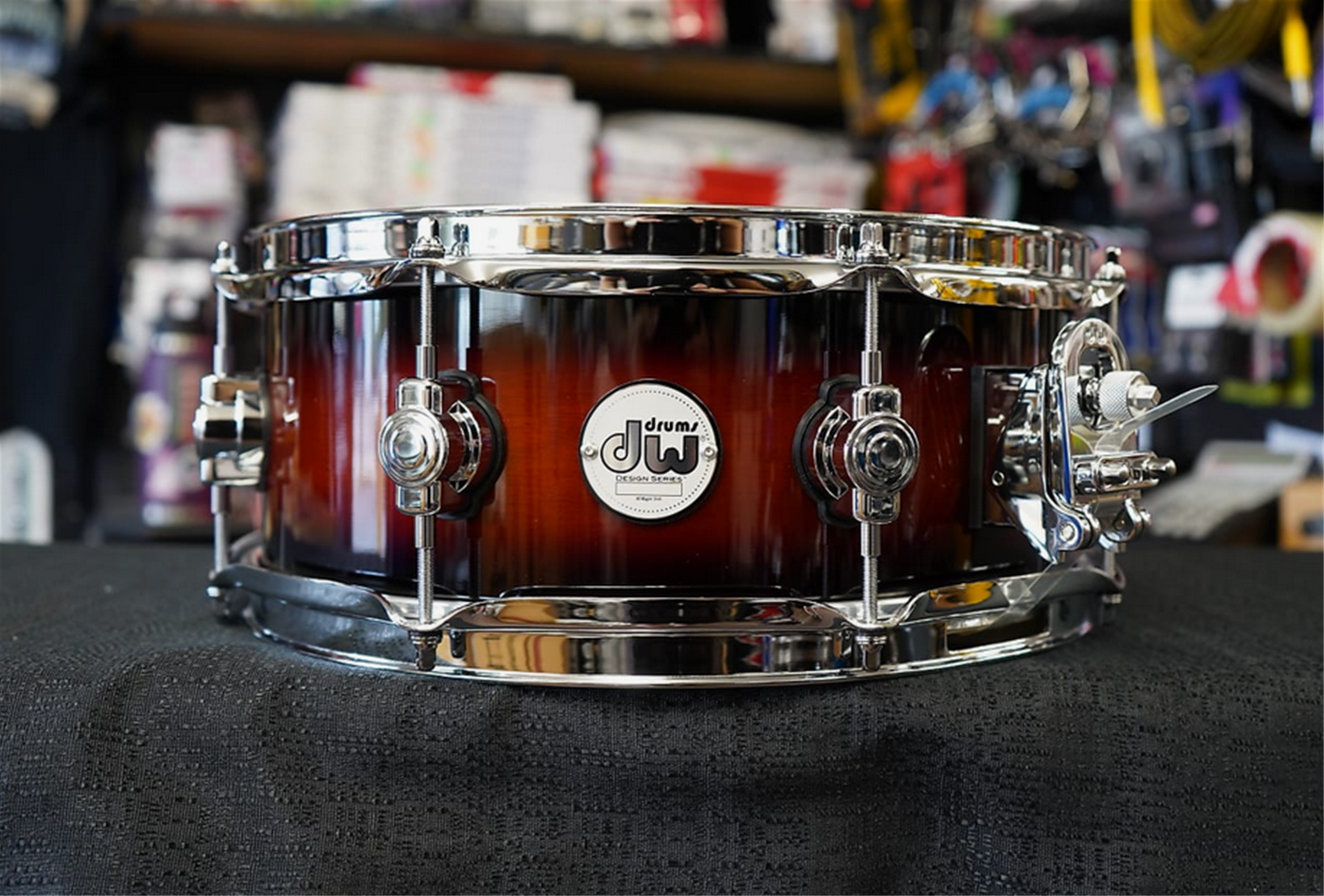 DW Design Series 13" Maple Snare Drum - Tobacco Burst Lacquer | 5.5x13"