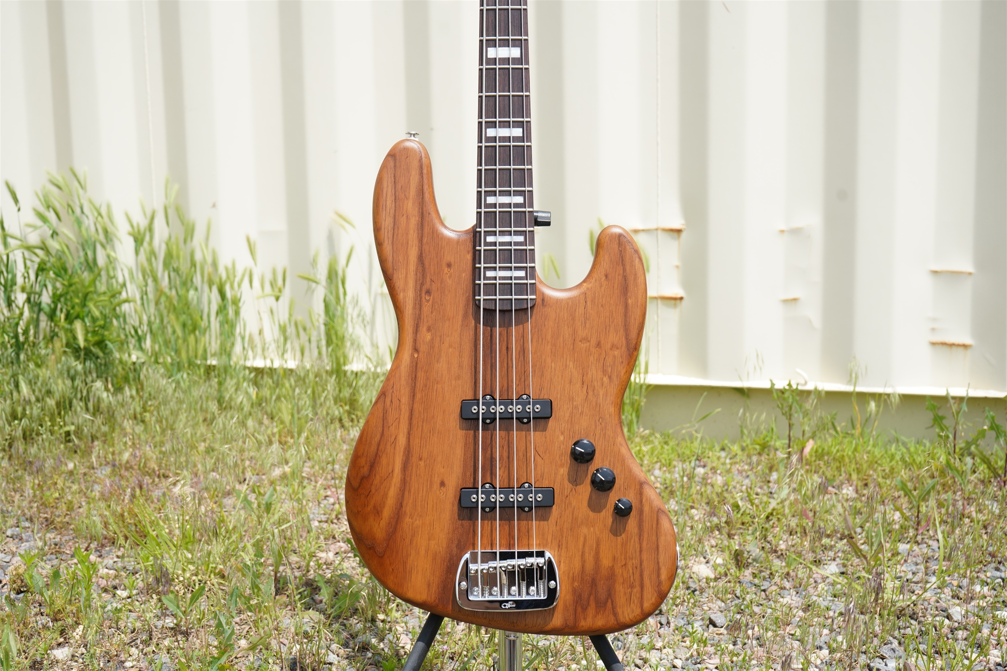 G&L USA Custom Shop JB Satin Frost  4-String Electric Bass Guitar 2025