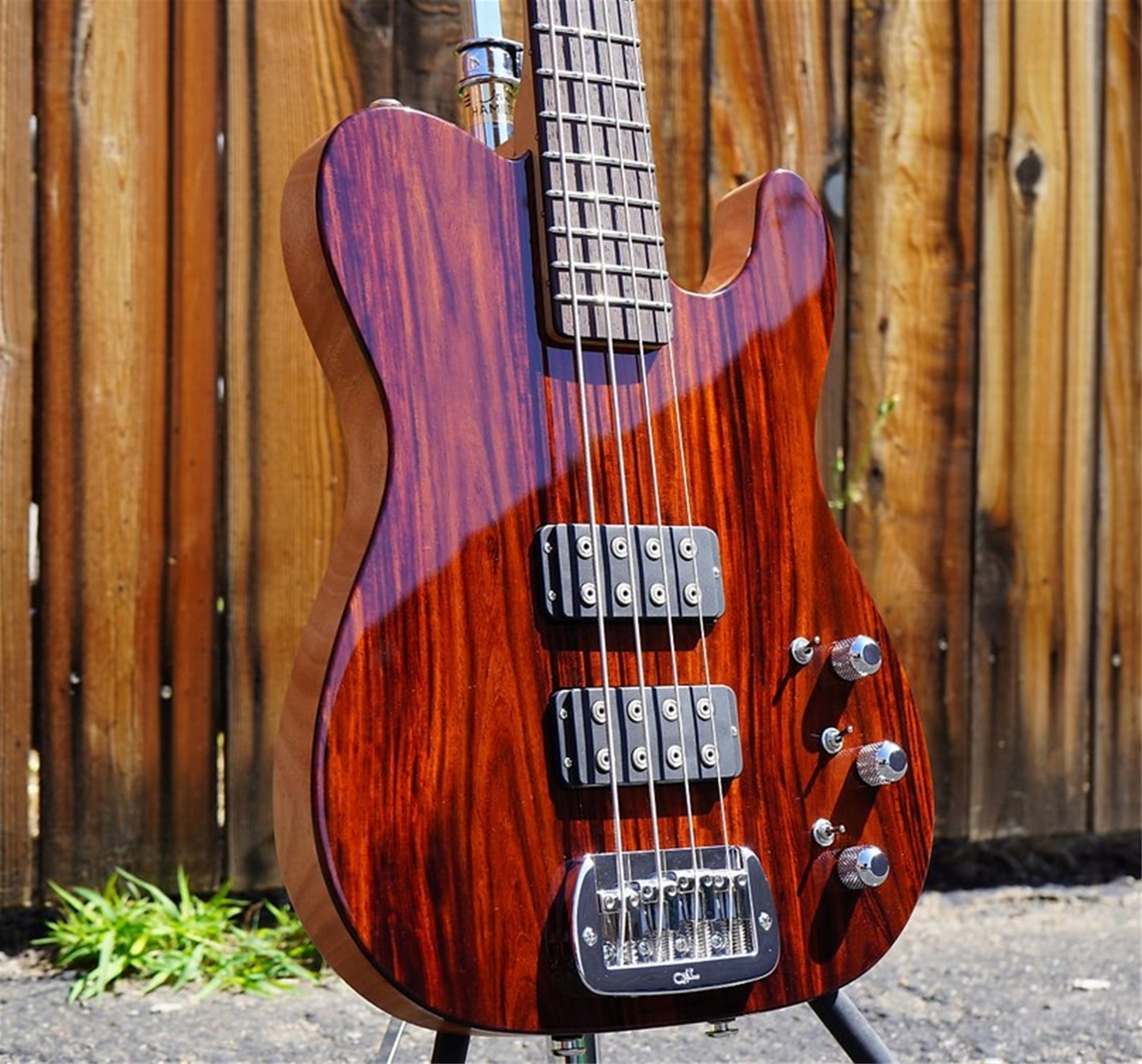 G&L USA Custom Shop ASAT Bass  Natural Rosewood Top 4-String Electric Bass Guitar 2025