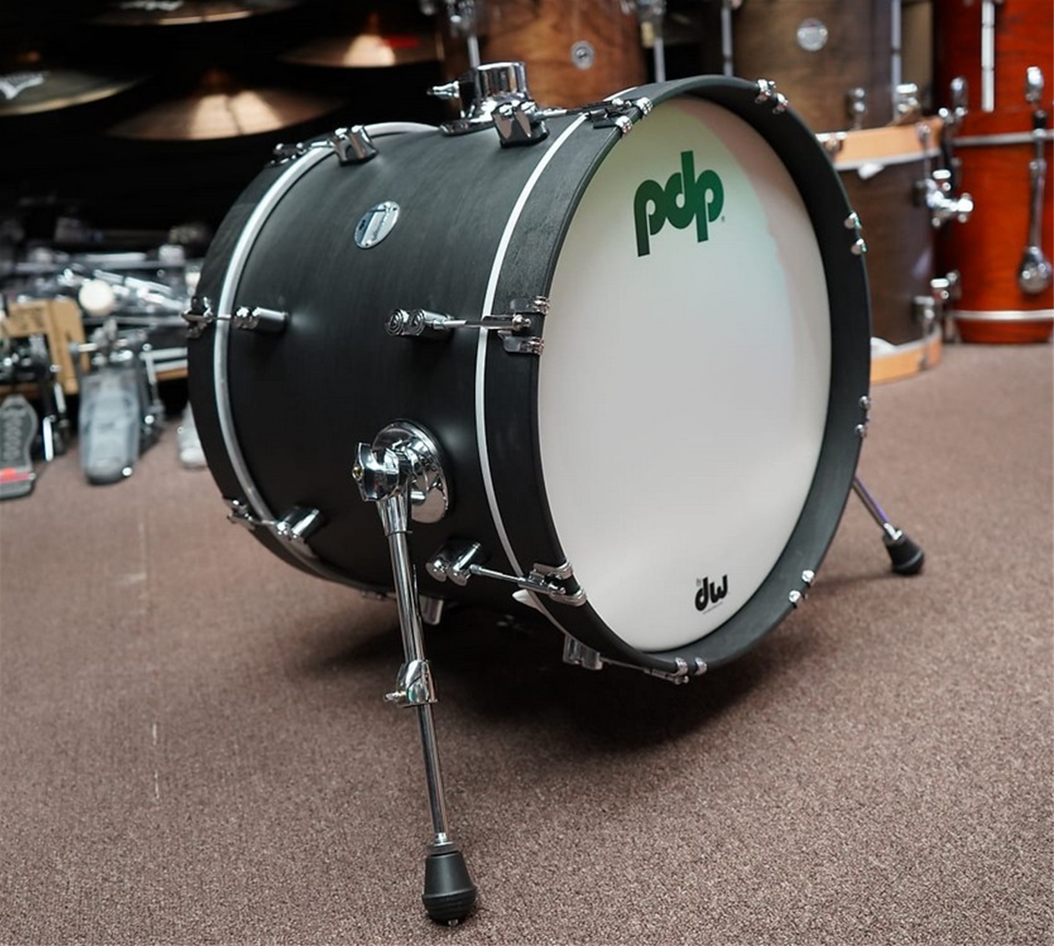 PDP Concept Maple Classic Series | Ebony Stain Oil | 18" Bass Drum w/ Mount