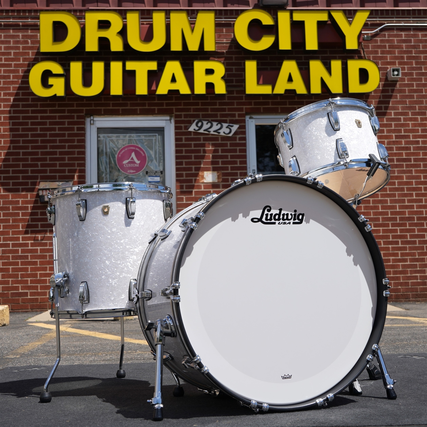 Ludwig USA Classic Maple Pro Beat 3pc Shell Pack - White Marine Pearl | 13, 16, 24"