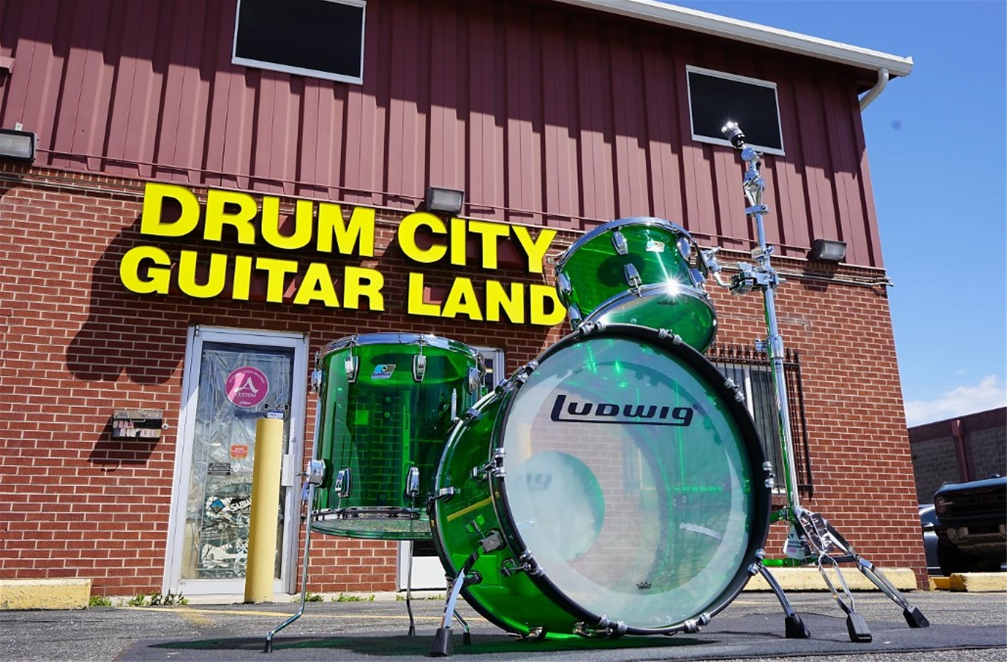 Ludwig USA Green Vistalite 3pc FAB Shell Pack | 13", 16", 22"