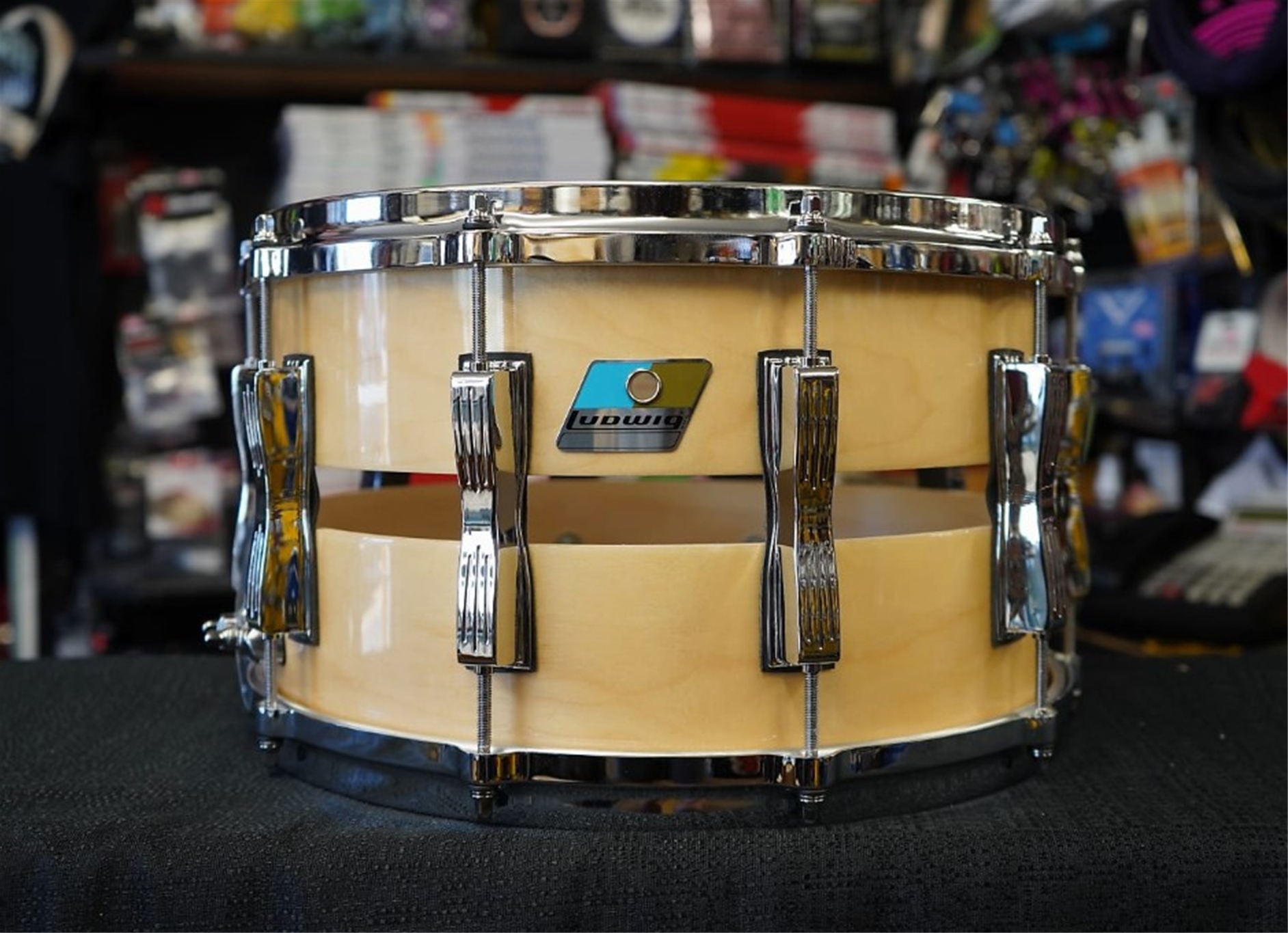 Ludwig USA Classic Maple Slotted Coliseum 8x14" Maple Snare Drum 