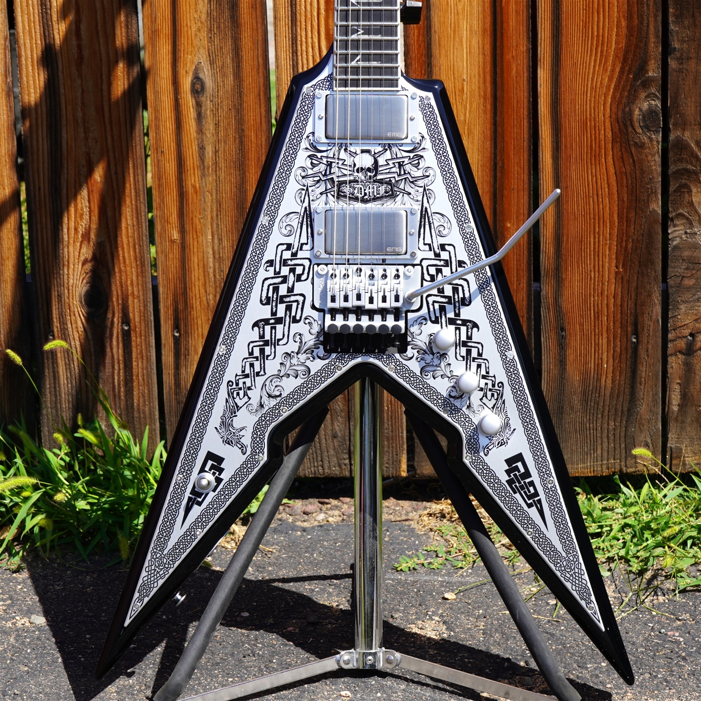 Wylde Audio IronWorks Viking FR Gloss Black 6-String Electric Guitar 